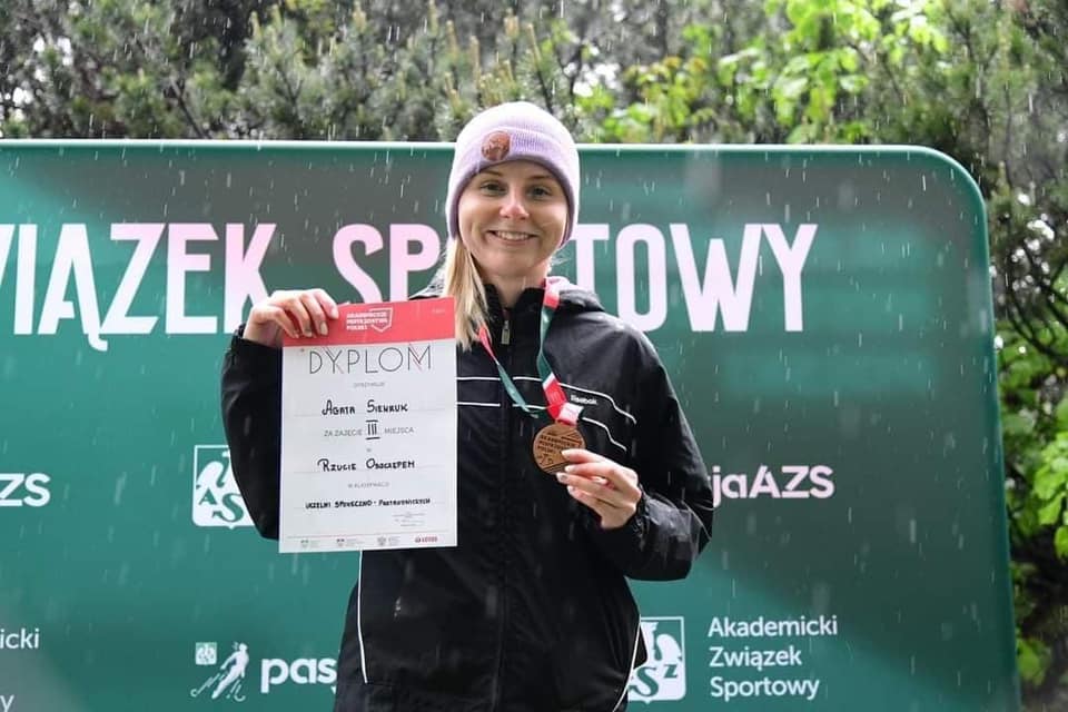 Agata Siewruk z medalem Akademickich Mistrzostw Polski w lekkiej atletyce