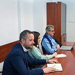 Kanclerz Uniwersytetu Pedagogicznego dr Krzysztof Wąsowicz, Adam Gliksman, Magdalena Froń podczas spotkania w DS "Krakowiak"